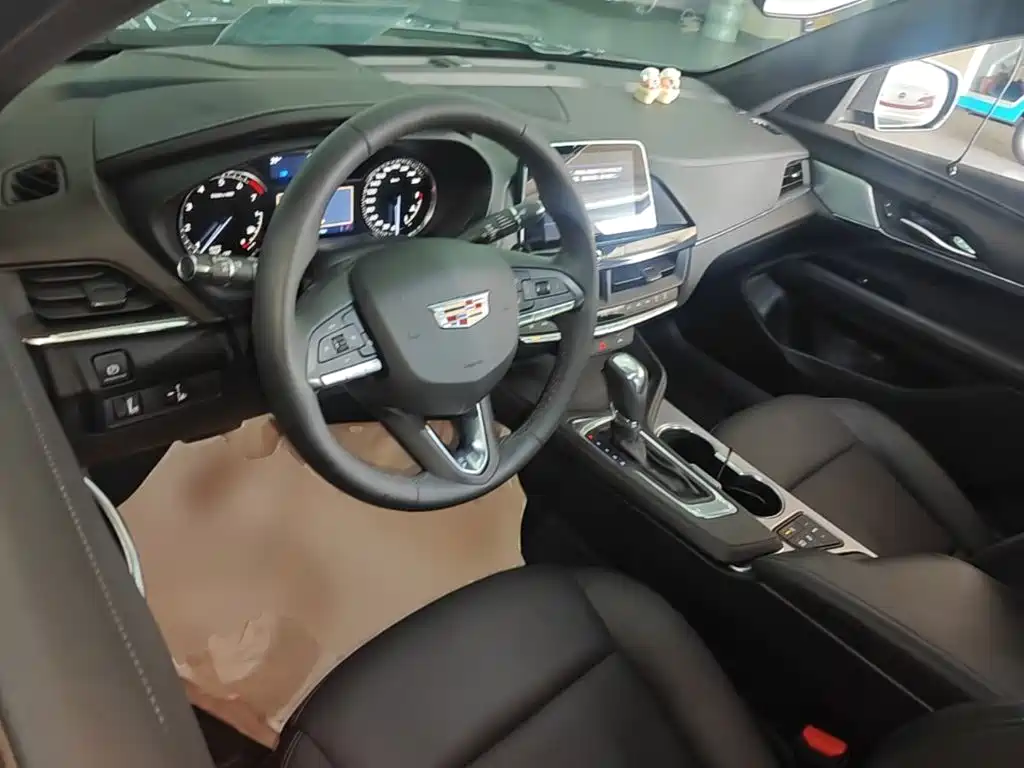 Cadillac CT4 2023 2023 25T Luxury Model