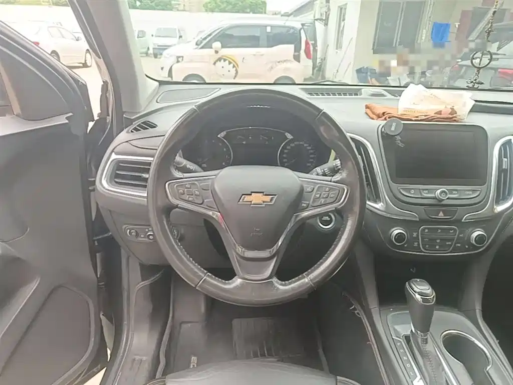 Chevrolet Equinox 2018 535T Automatic Control Edition фото 11