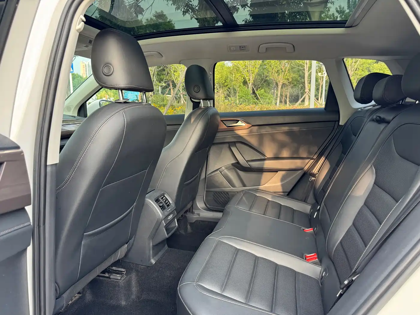 Volkswagen Tharu 2020 Model 280TSI 2WD Luxury Plus China V фото 5
