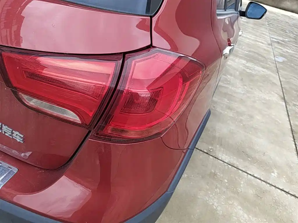 Haval H1 2016 Blue Label 1.5L AMT Luxury фото 8