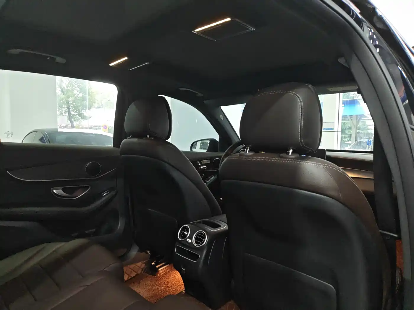 Mercedes-Benz GLC 2020 Facelift GLC 260 L 4MATIC Luxury фото 13