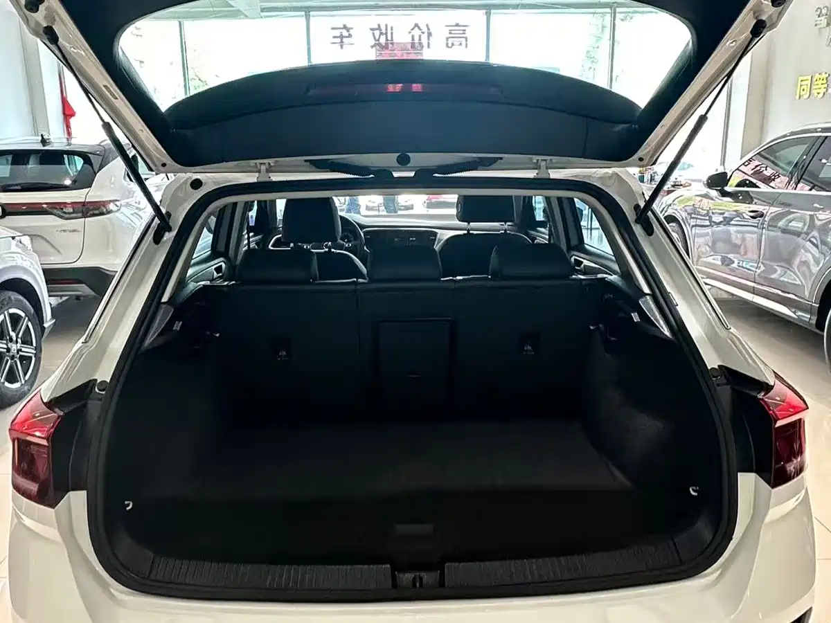 Volkswagen T-ROC 2022 280TSI DSG 2WD Comfort PLUS фото 7