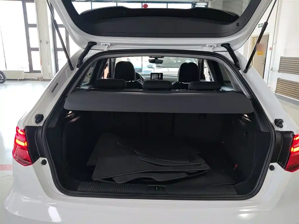 Audi A3 2019 Sportback 35 TFSI Sport China V фото 19