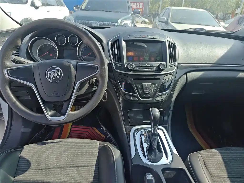 Buick Regal 2015 1.6T Leading Tech Edition фото 9