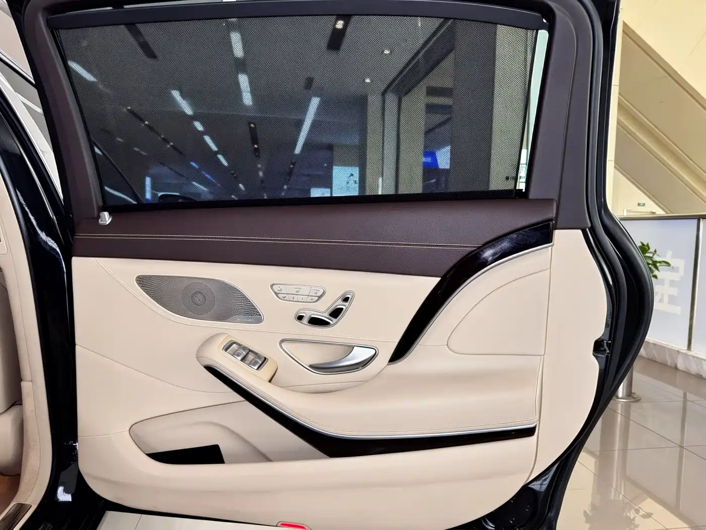 Mercedes-Benz Maybach S-Class 2019 S 450 4MATIC фото 14