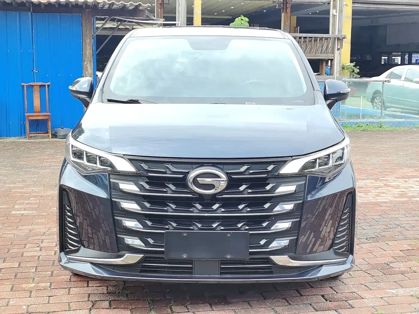 GAC Trumpchi Trumpchi M6 2021 270T DCT Luxury Edition (7-Seater) фото 2