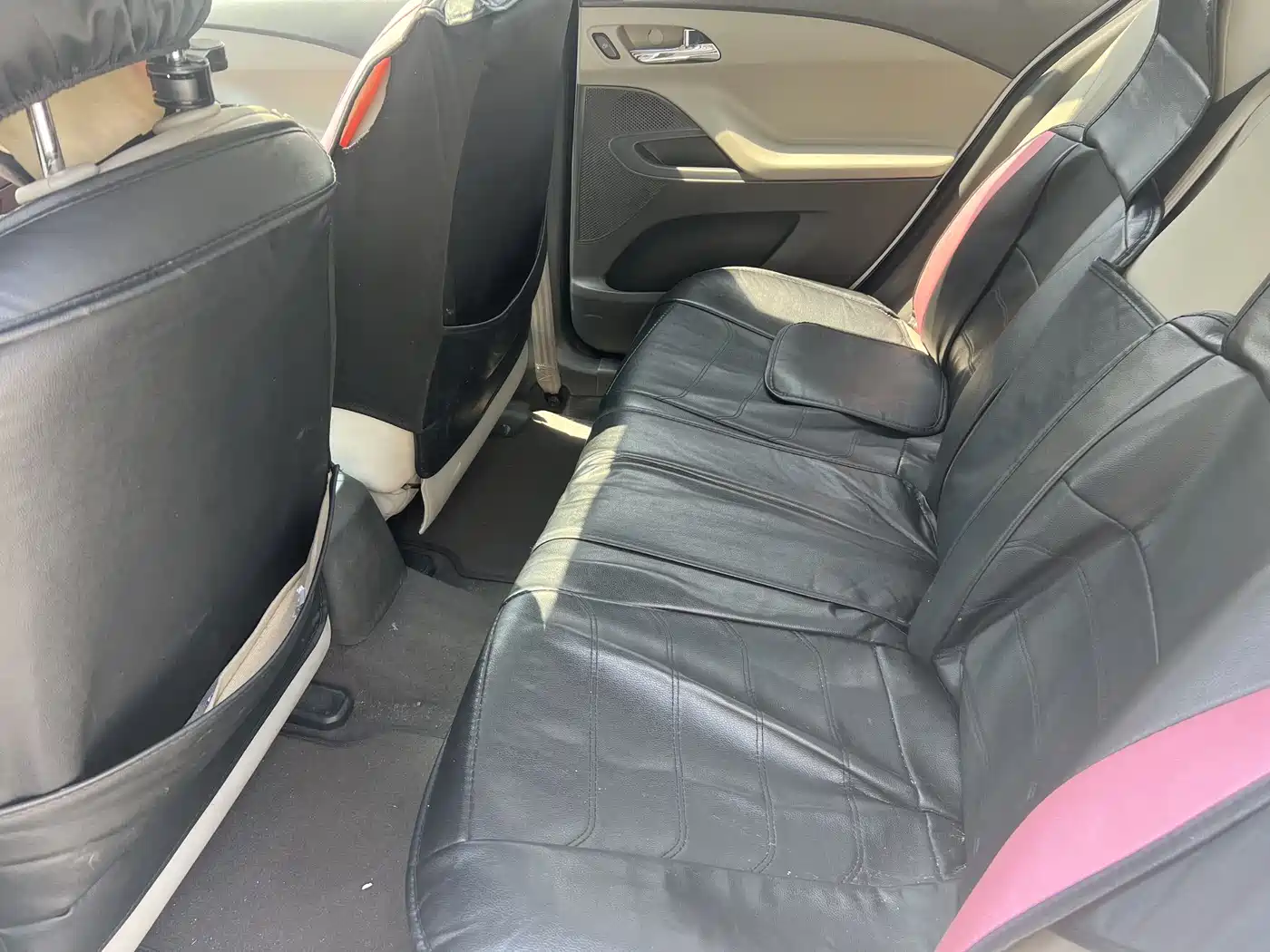 Chevrolet Sail 2015 Sail 3 1.5L AMT Happiness Sunroof Edition фото 8