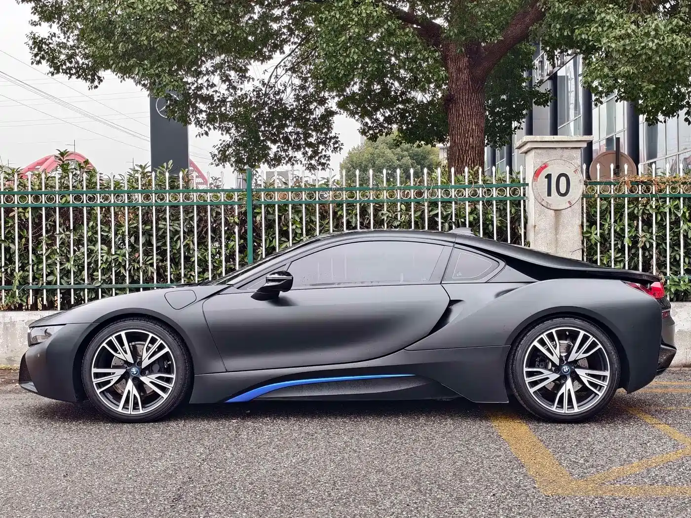 BMW i8 2016 Proton Red Limited Edition фото 6