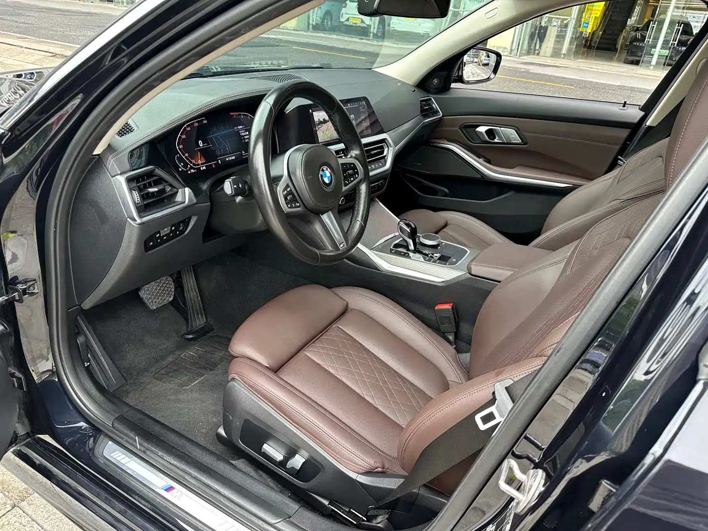 BMW 3 Series 2022 325Li M Sport Shadow Edition фото 16