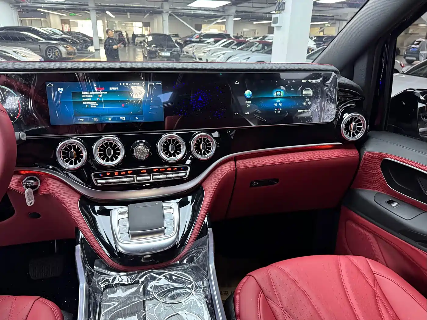 Mercedes-Benz Vito 2021 2.0T Business Edition 7-seater фото 7