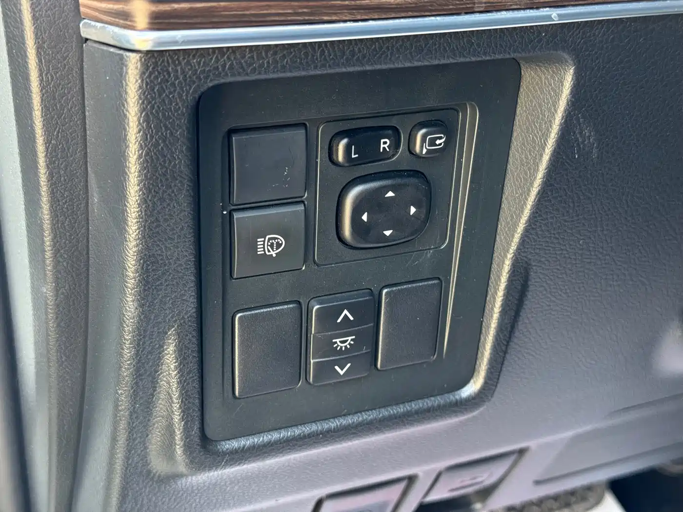 Toyota Prado 2018 3.5L Auto TX-L фото 9