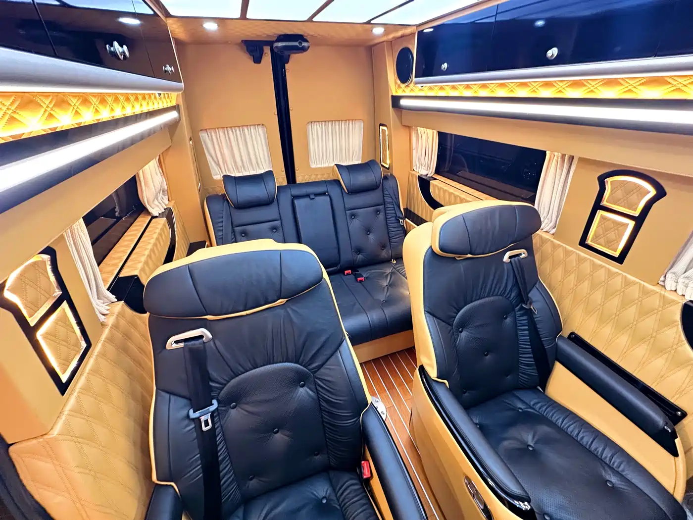 Ford Transit 2020 2.0T Gasoline Multi-purpose Commercial Vehicle Medium Wheelbase Low Roof Dual Swing Doors China V фото 20