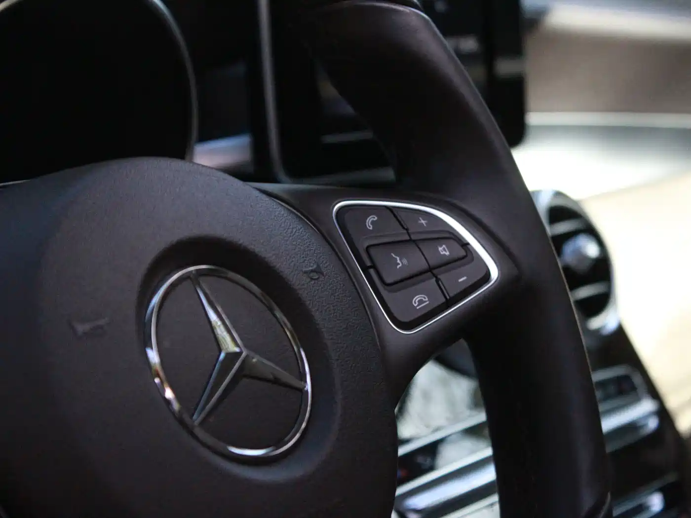 Mercedes-Benz GLC 2017 GLC 260 4MATIC Dynamic фото 6