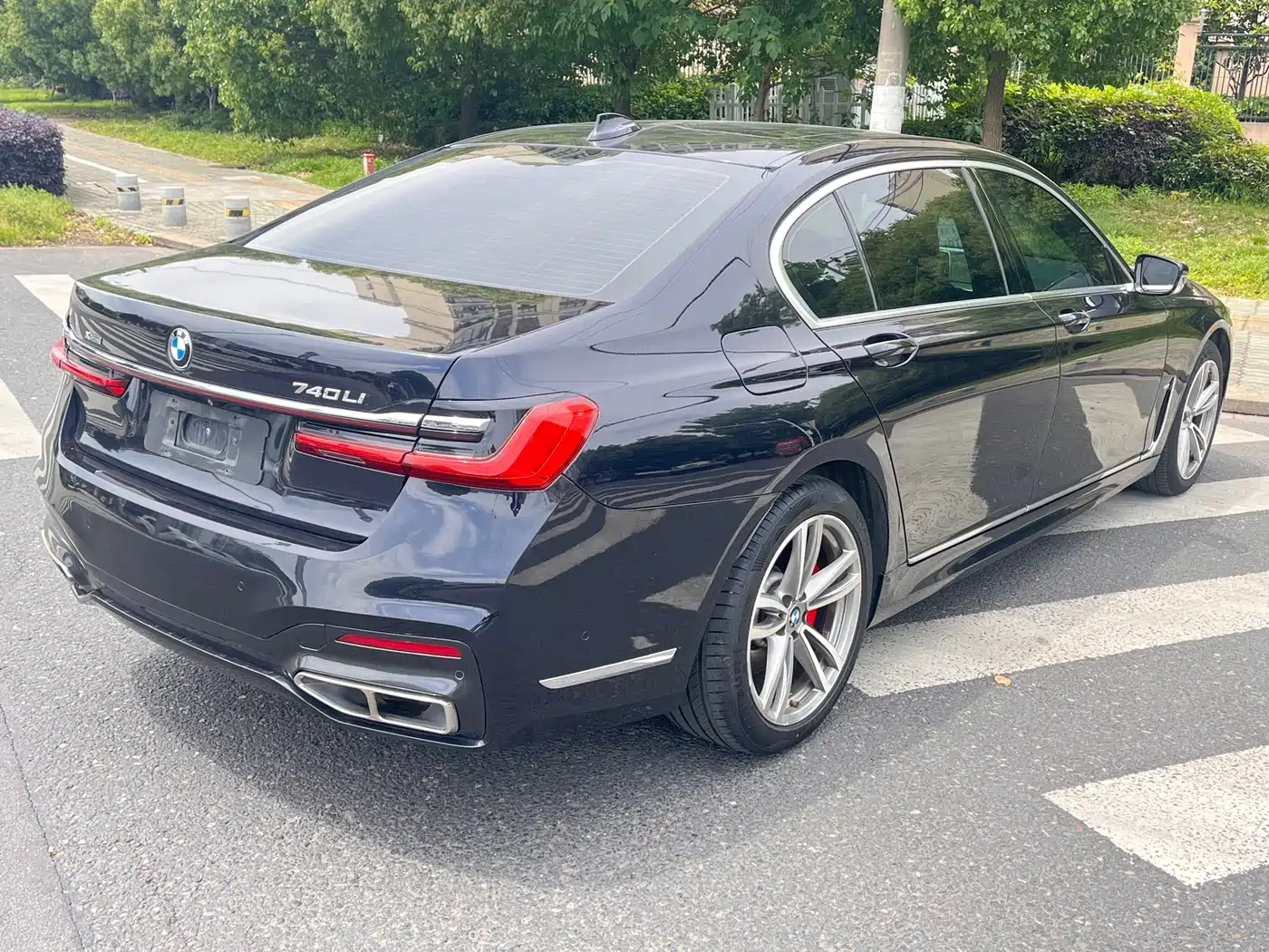 BMW 7 Series 2018 730Li Leading Type M Sport Package фото 11