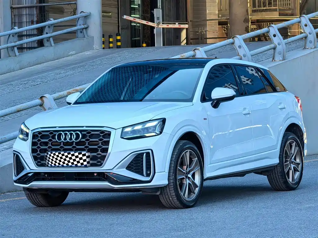 Audi Q2L 2023 35TFSI Fashion Sport
