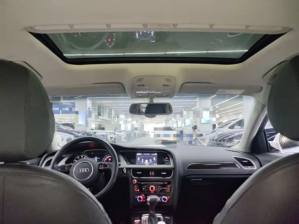 Audi A4L 2016 35 TFSI Automatic Comfort фото 18