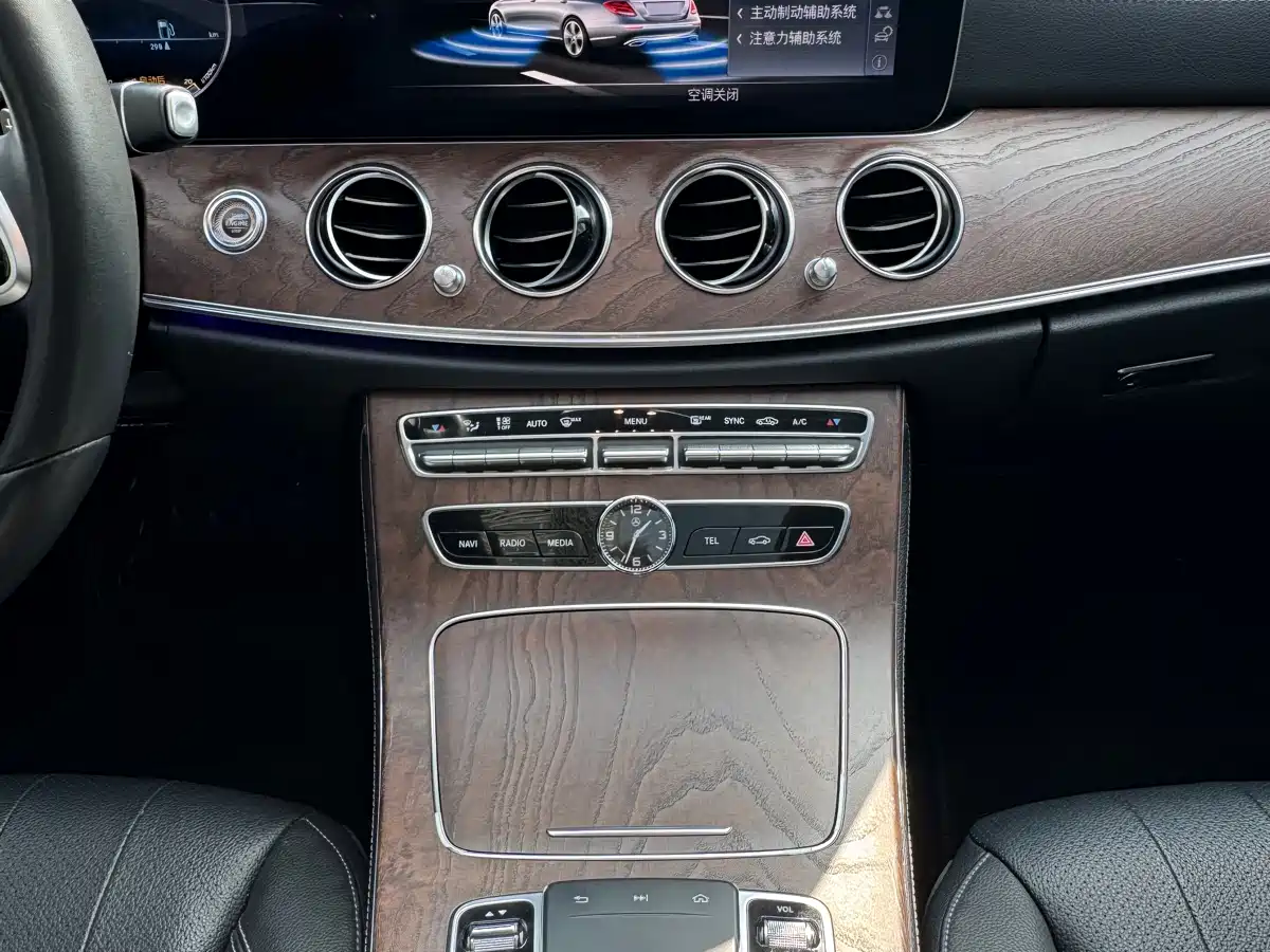 Mercedes-Benz E-Class 2019 Facelift E 300 L Luxury фото 24