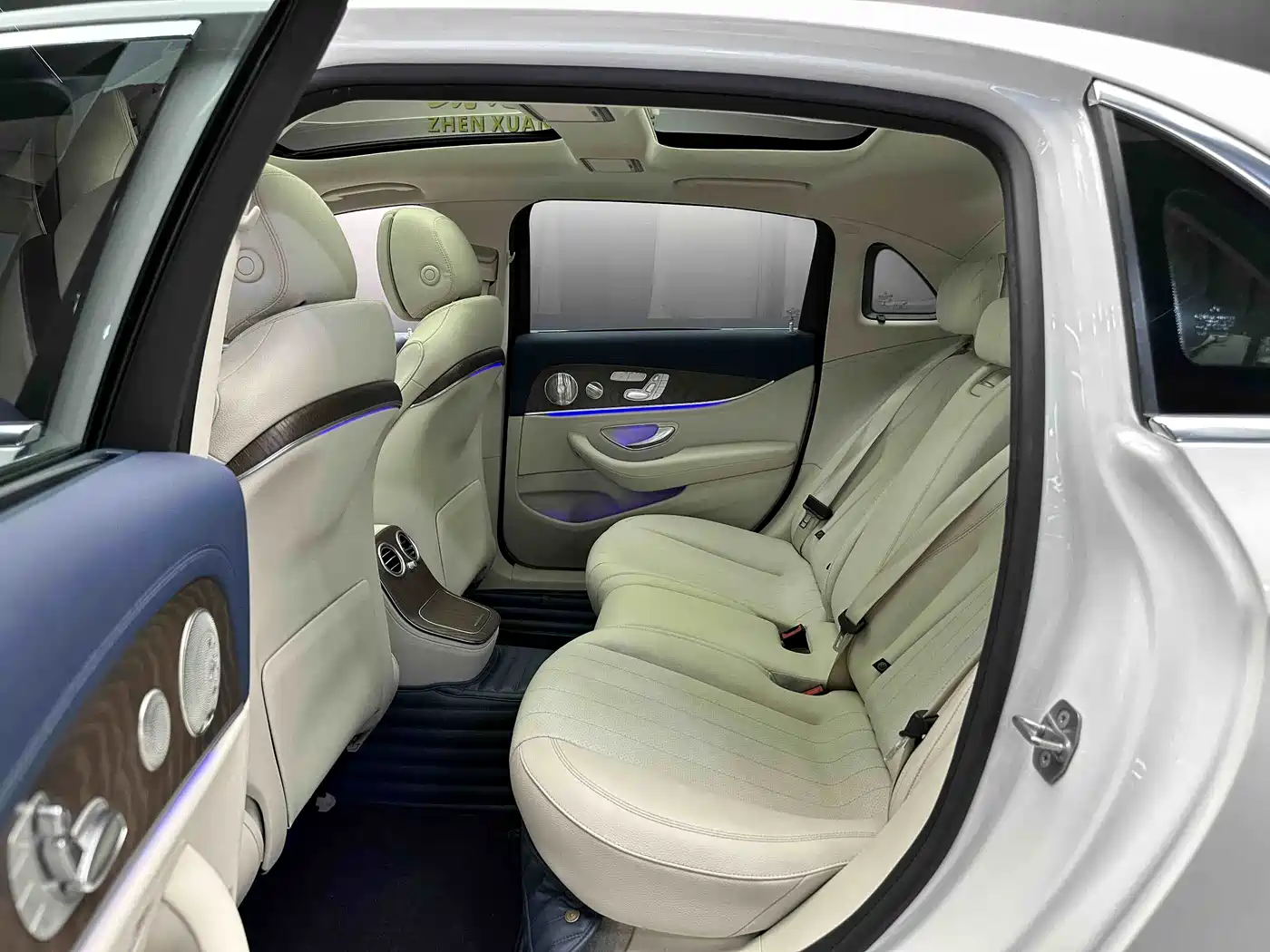 Mercedes-Benz E-Class 2021 E 300 L Luxury фото 6