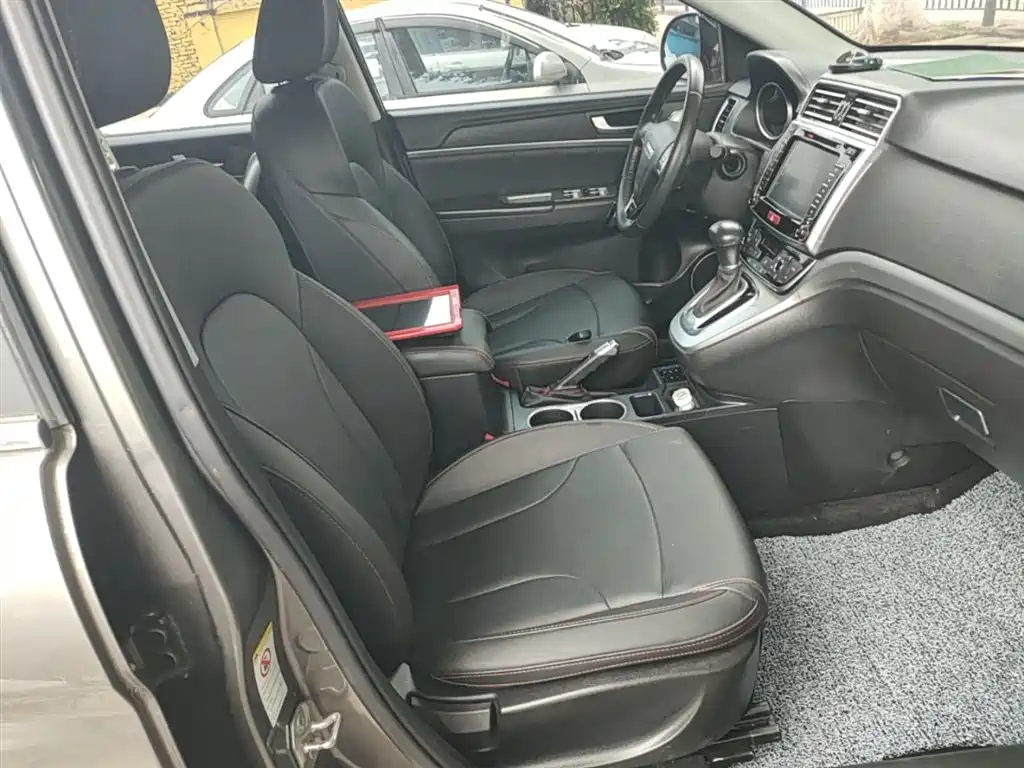 Haval H6 2017 Red Label Sport 1.5T Automatic 2WD Luxury фото 25