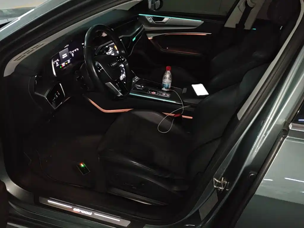 AUDI A6 (IMPORT)