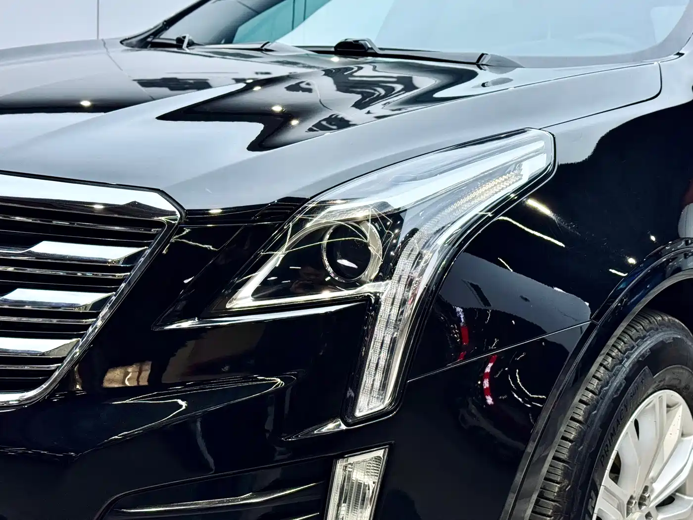 Cadillac XT5 2016 28T AWD Technology Model фото 26