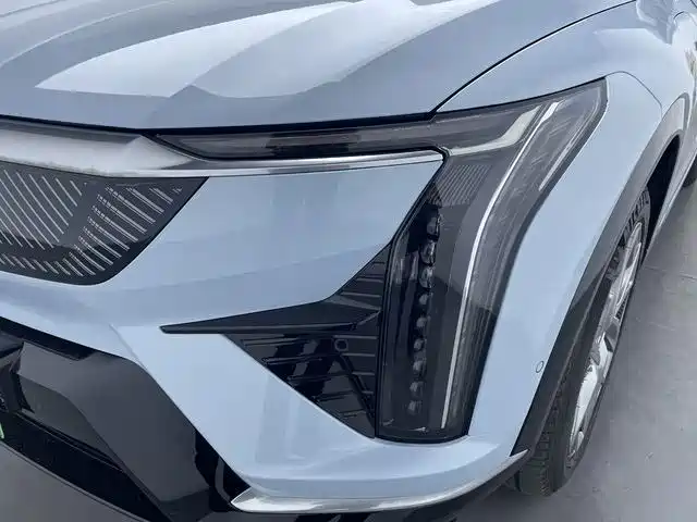 Cadillac IQ Ao Ge 2024 AWD Long Range Edition фото 17