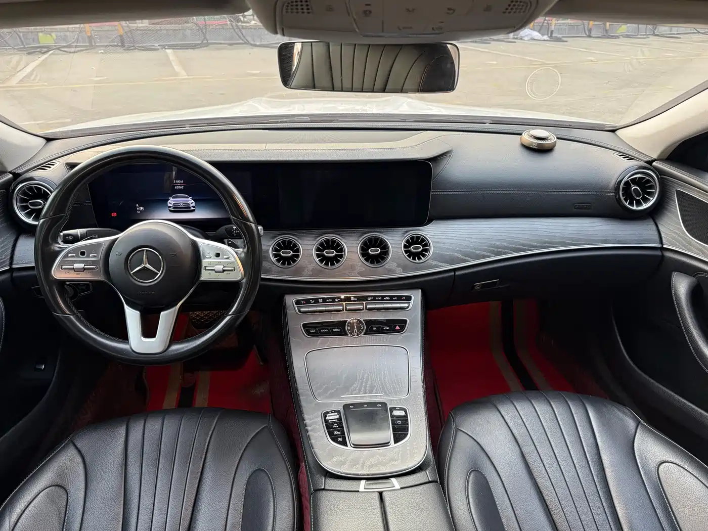 MERCEDES-BENZ CLS