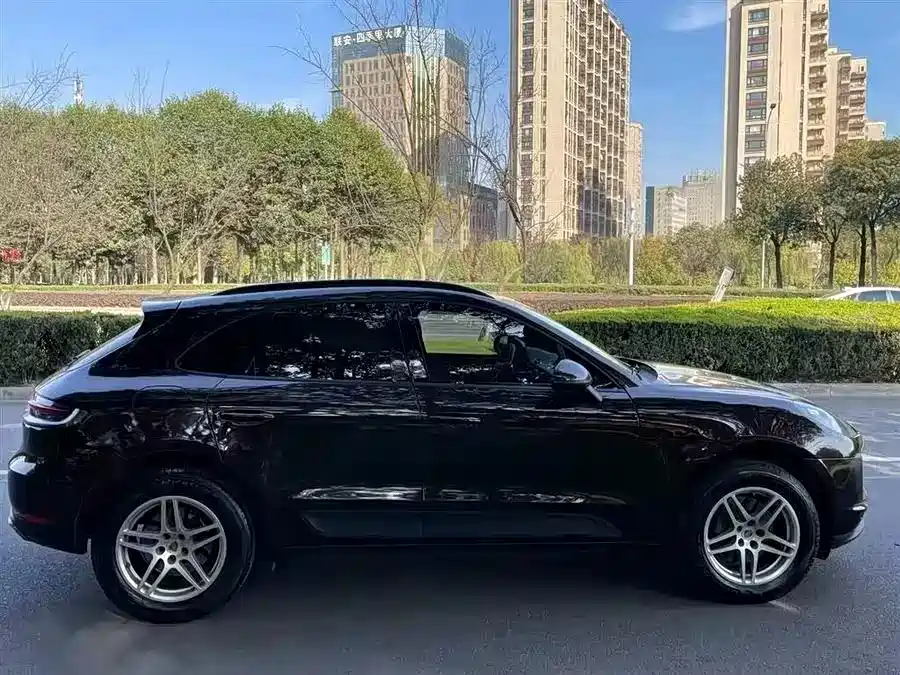 Porsche Macan 2018 Macan 2.0T фото 4