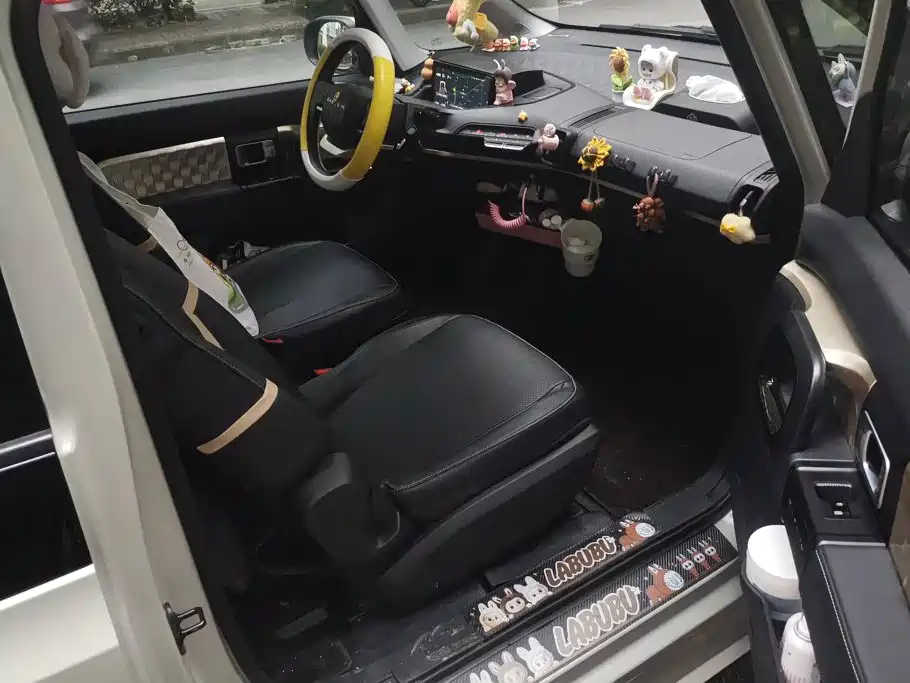 Фото 8 - Baojun KiWi EV
