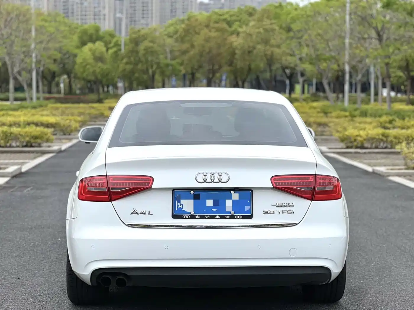 Audi A4L 2016 30 TFSI Collector's Edition Automatic Comfort фото 8