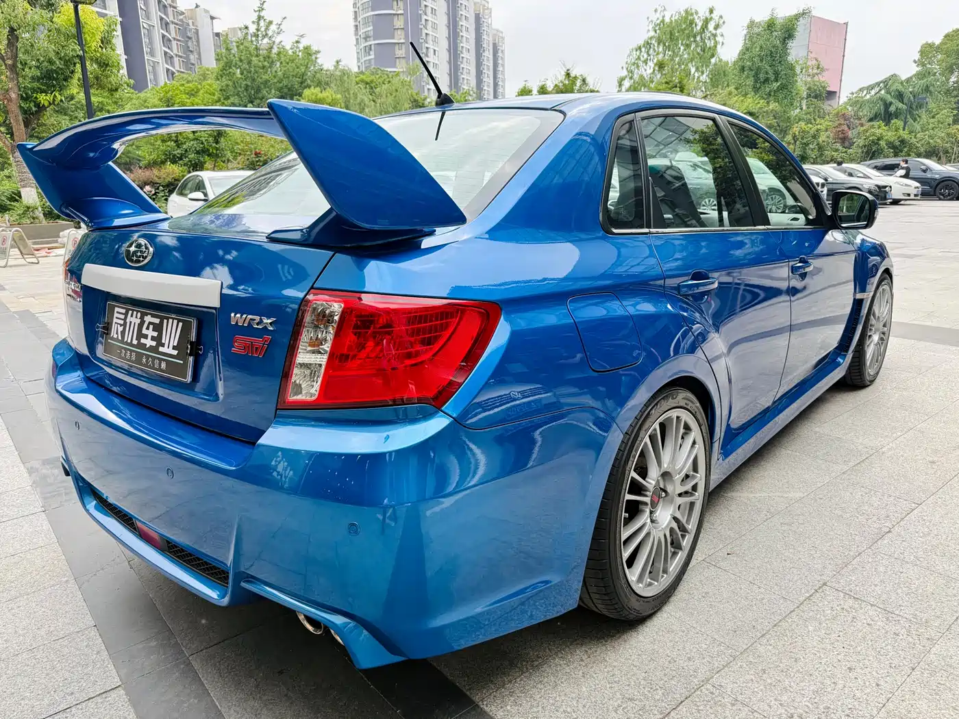 Subaru Impreza 2011 2.5T WRX STi Sedan фото 5
