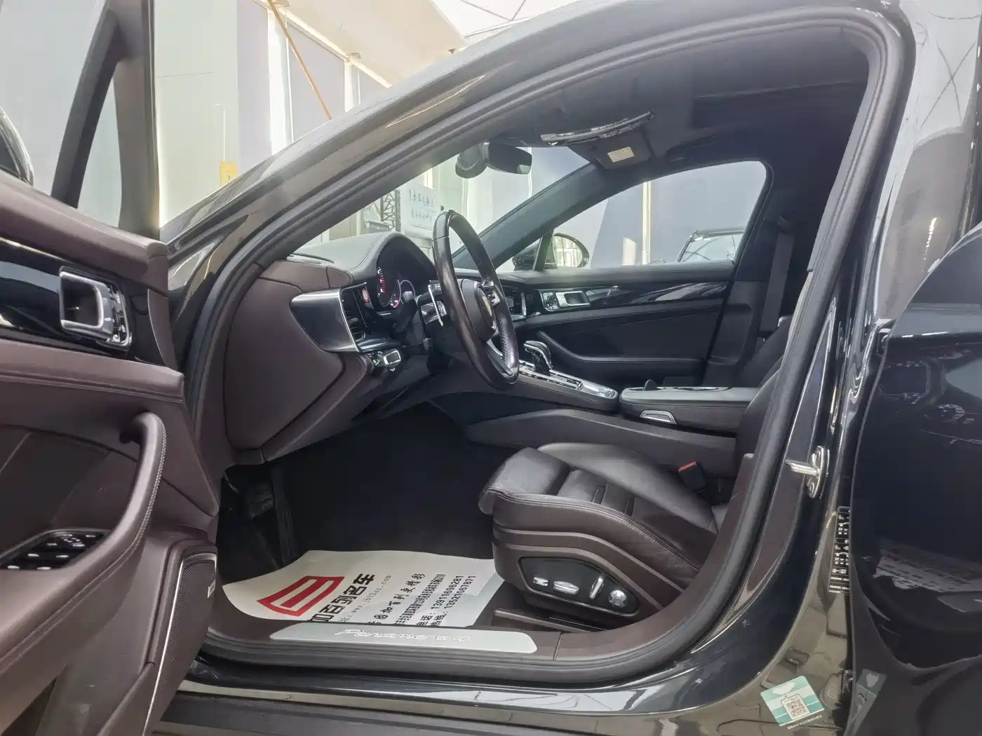 Porsche Panamera 2021 Panamera 4 Executive Long Wheelbase 2.9T фото 12