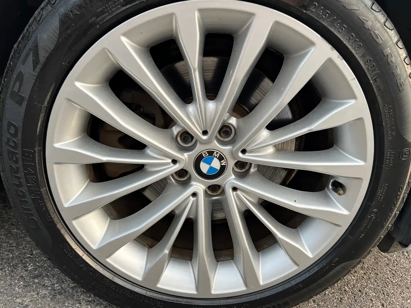 BMW 5 Series 2019 525Li Luxury Package фото 21