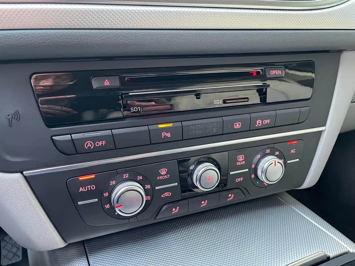 Audi A6L 2012 TFSI Standard фото 9