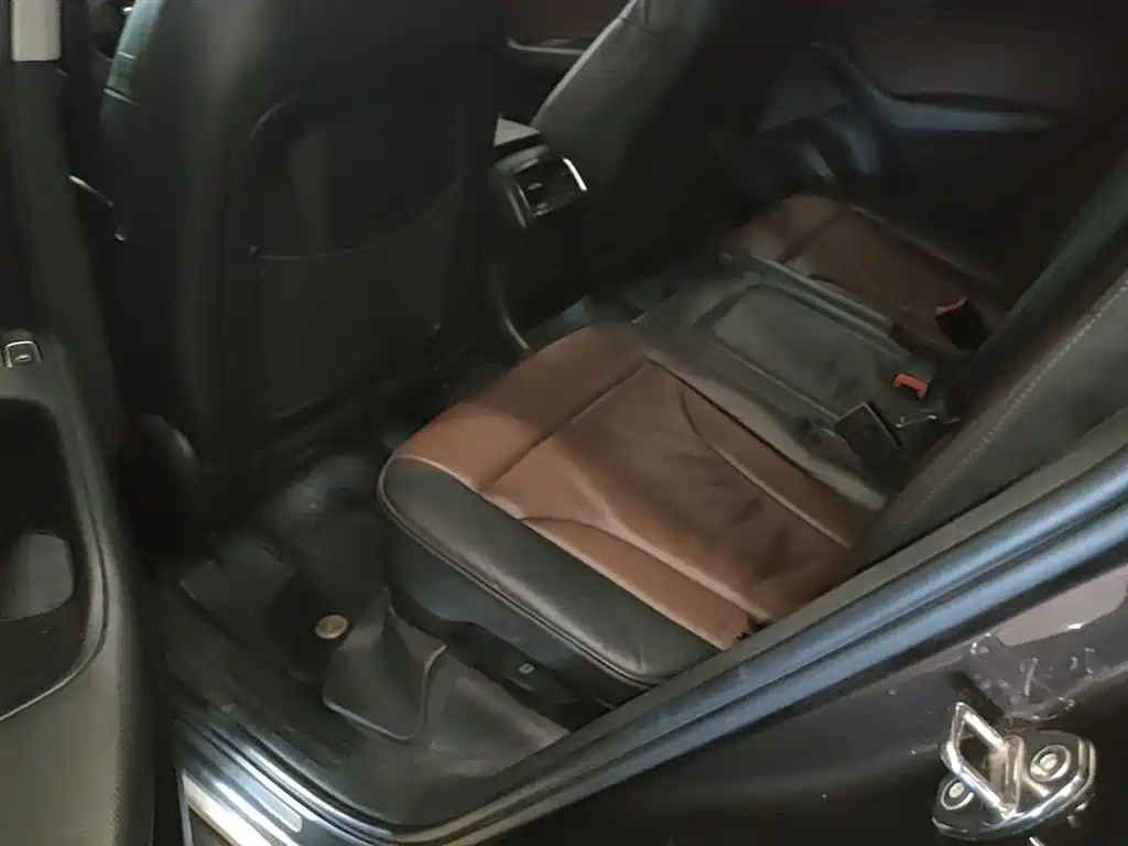 Audi Q5 2016 40 TFSI Technology Model фото 17