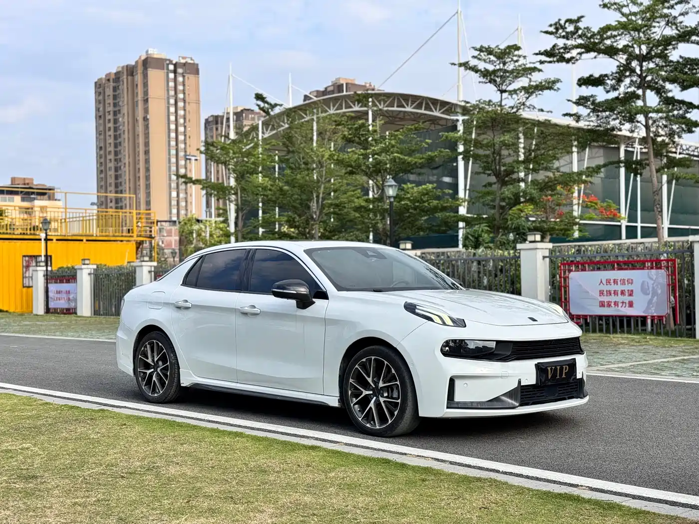 Lynk & Co 03 2019 2.0TD Auto Power Pro Version фото 3