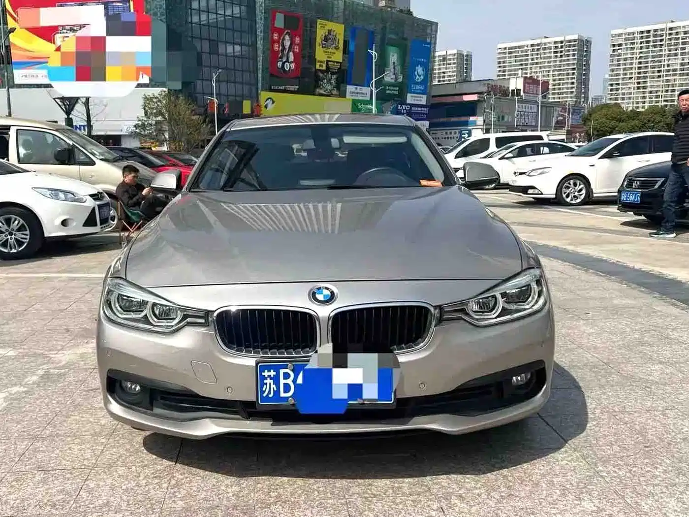 Photo 10 - BMW 3 Series
