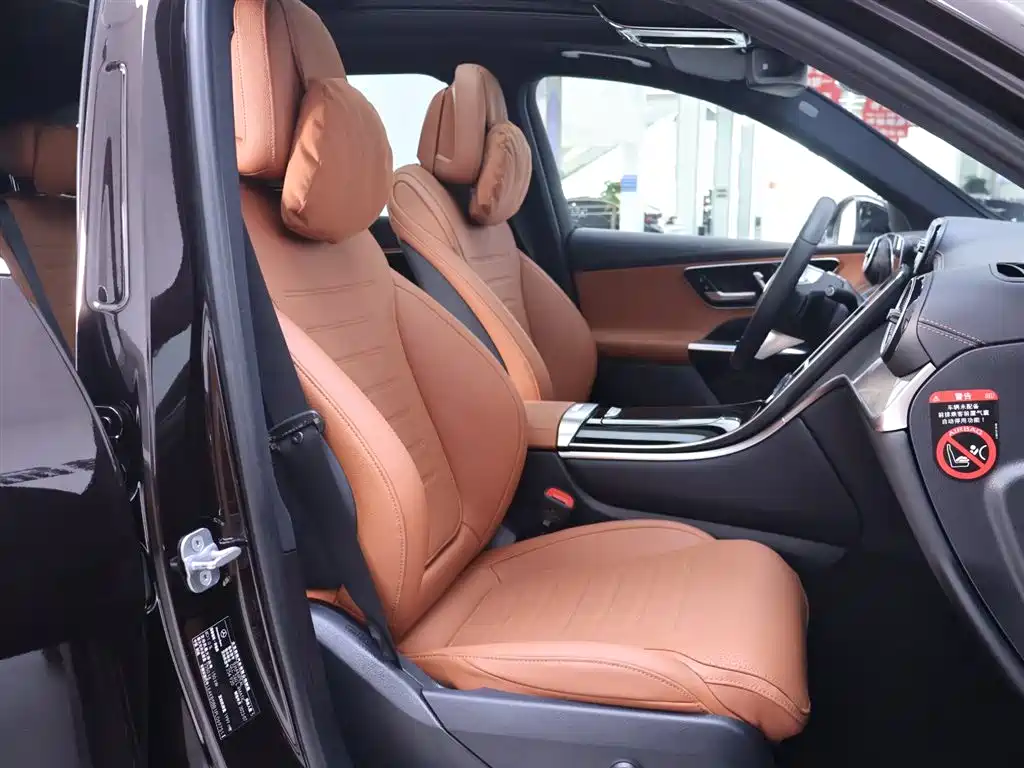 Mercedes-Benz GLC 2023 GLC 260 L 4MATIC Sport 5-seater фото 20