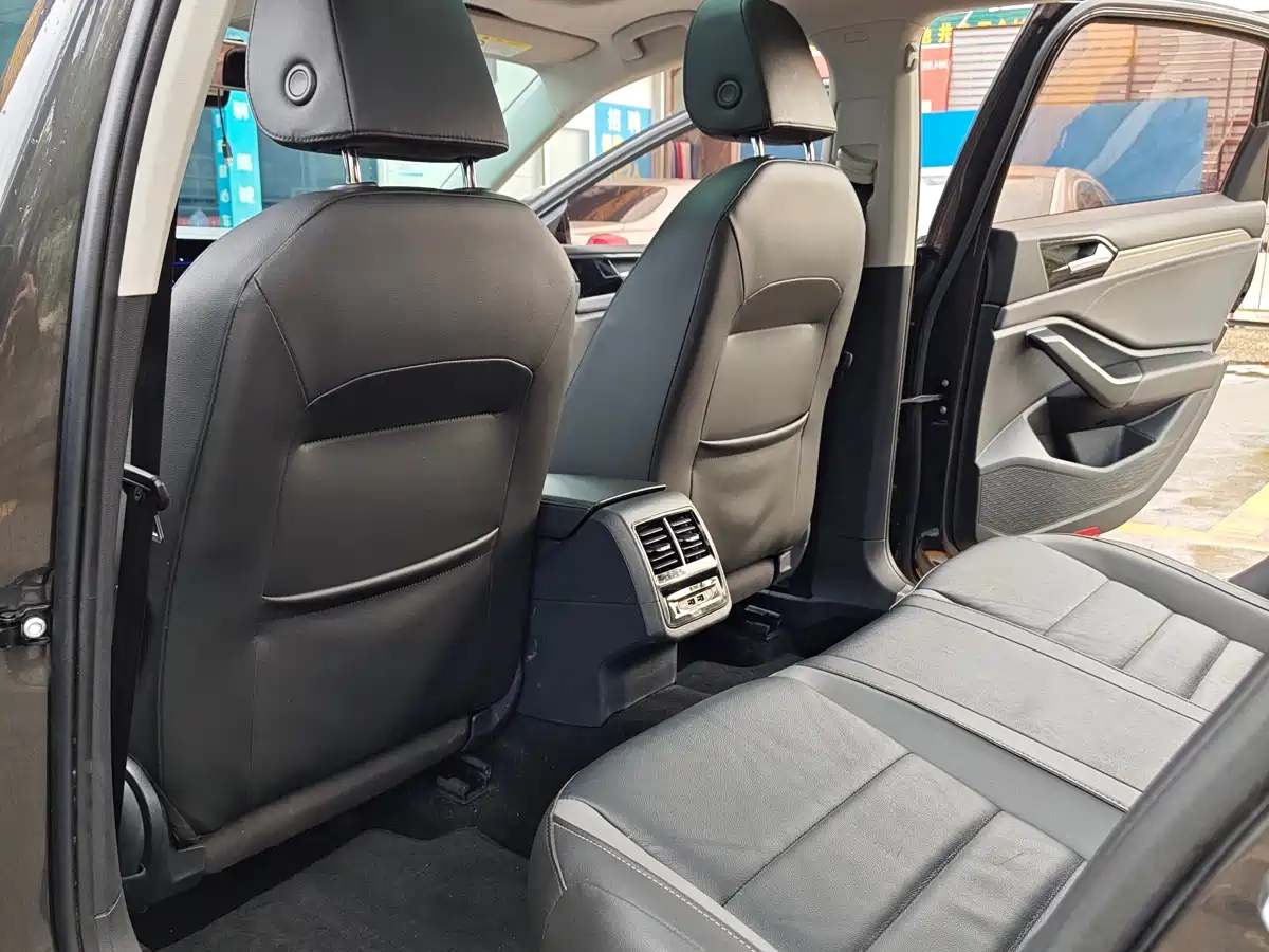 Volkswagen Sagitar 2021 280TSI DSG Comfort Smart Connect Edition фото 6