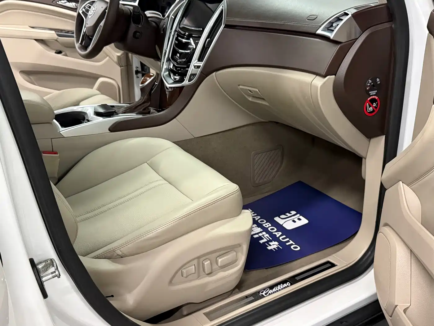 Cadillac SRX 2014 3.0L Leading Model фото 14