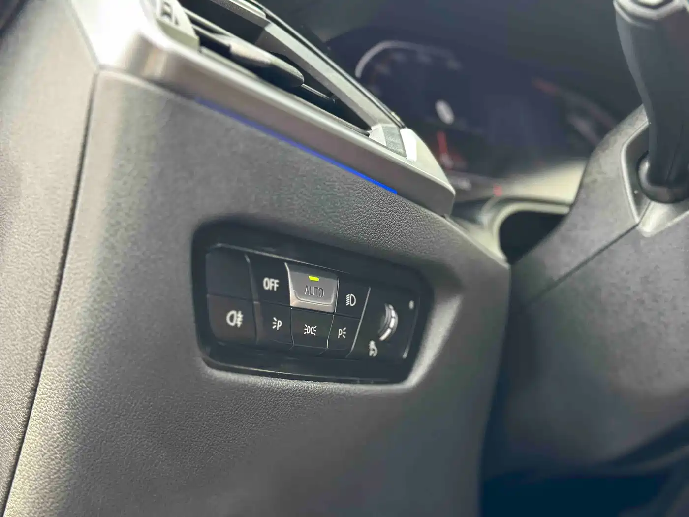 BMW 3 Series 2021 Facelift 325Li M Sport Shadow Edition фото 15