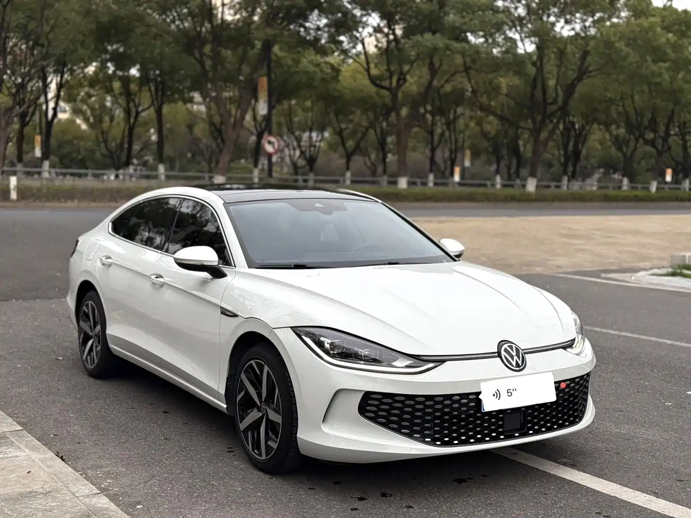 Volkswagen Lamando, миниатюра 2