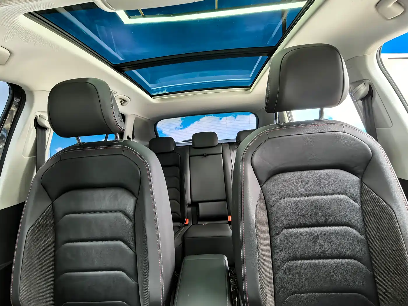 Volkswagen Tayron 2021 280TSI 2WD Luxury Smart Connect фото 10