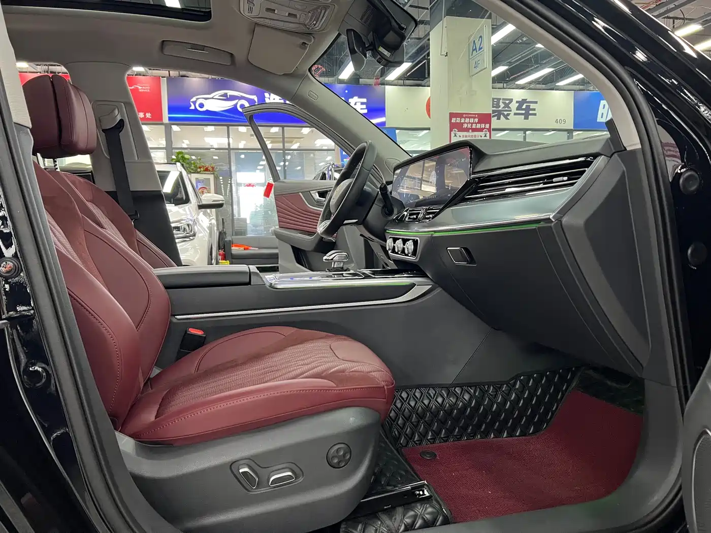 Hongqi HS5 2023 2.0T Flag Pro 500,000 Units Commemorative Edition фото 21
