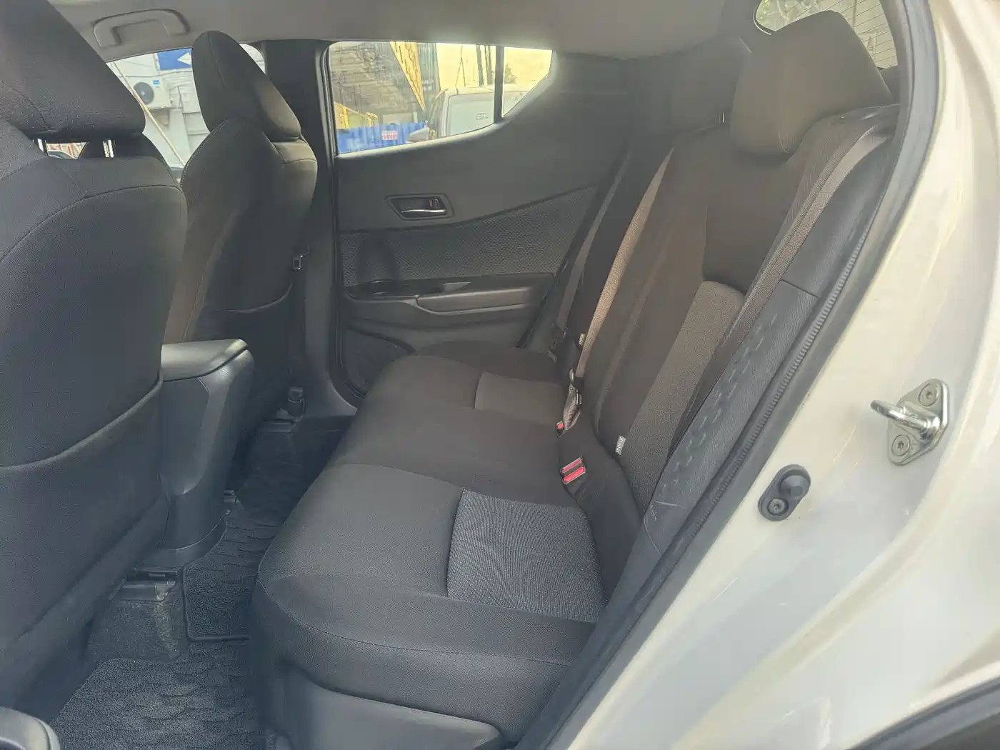 Toyota IZOA 2021 2.0L Yixiang Edition фото 3