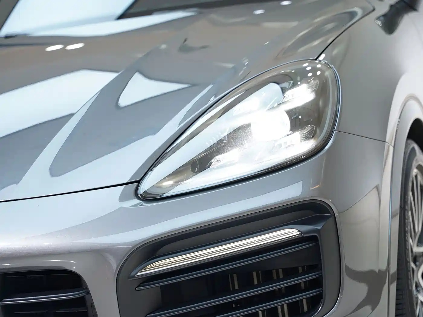 Porsche Cayenne 2020 Cayenne S 2.9T фото 9