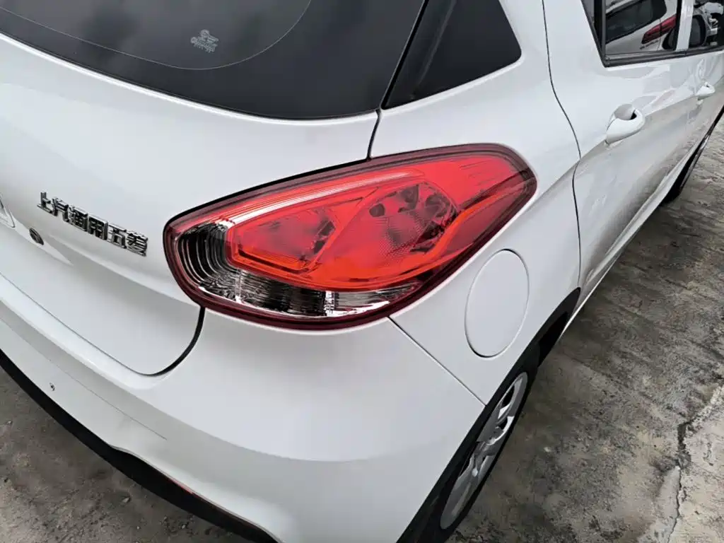 Фото 8 - Baojun 310