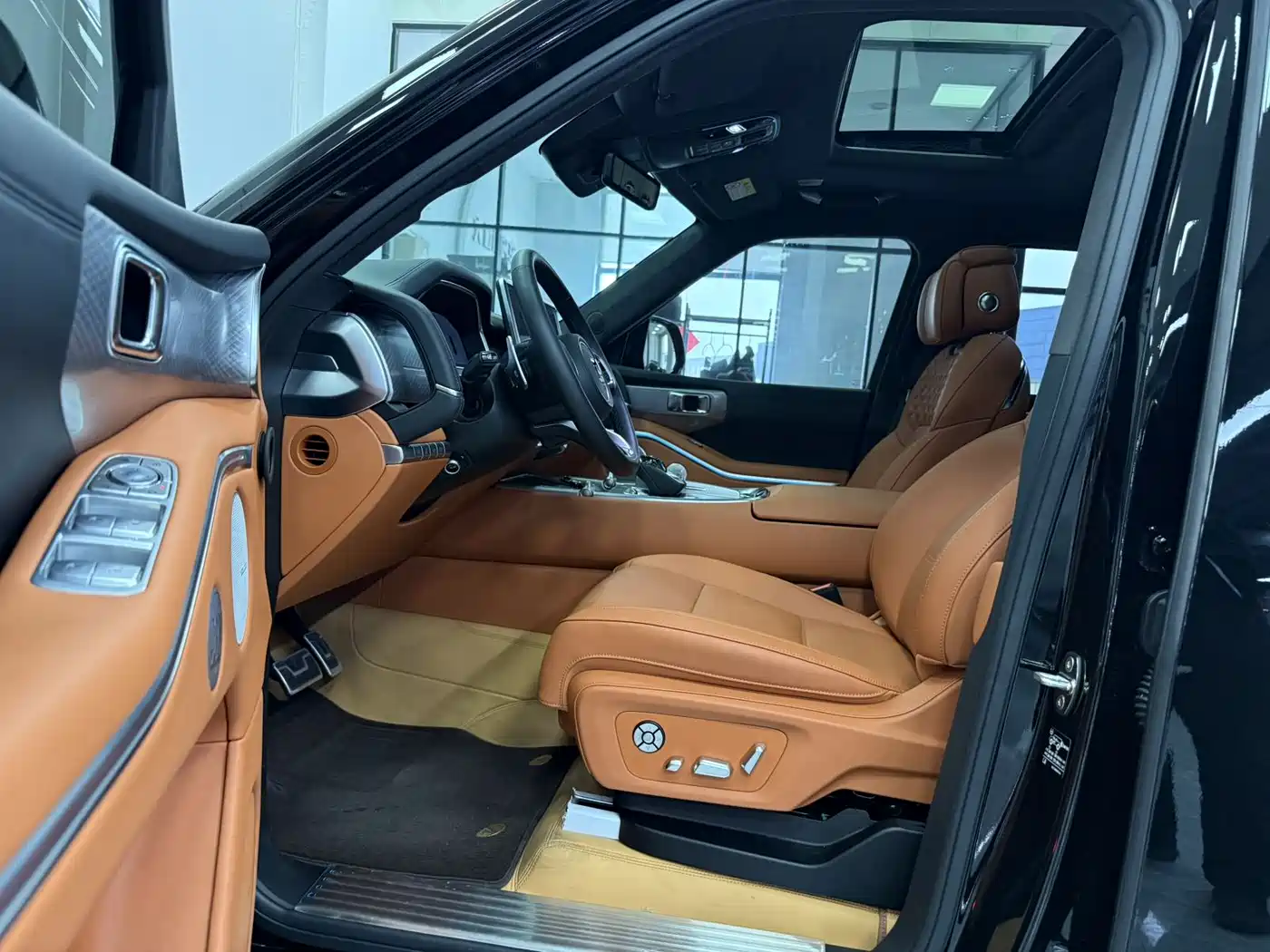 TANK TANK 700 NEW ENERGY