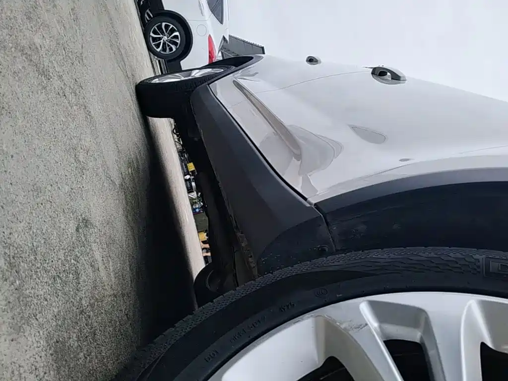 MG Roewe RX5 2019 2019 20T Automatic Luxury Xenon Version
