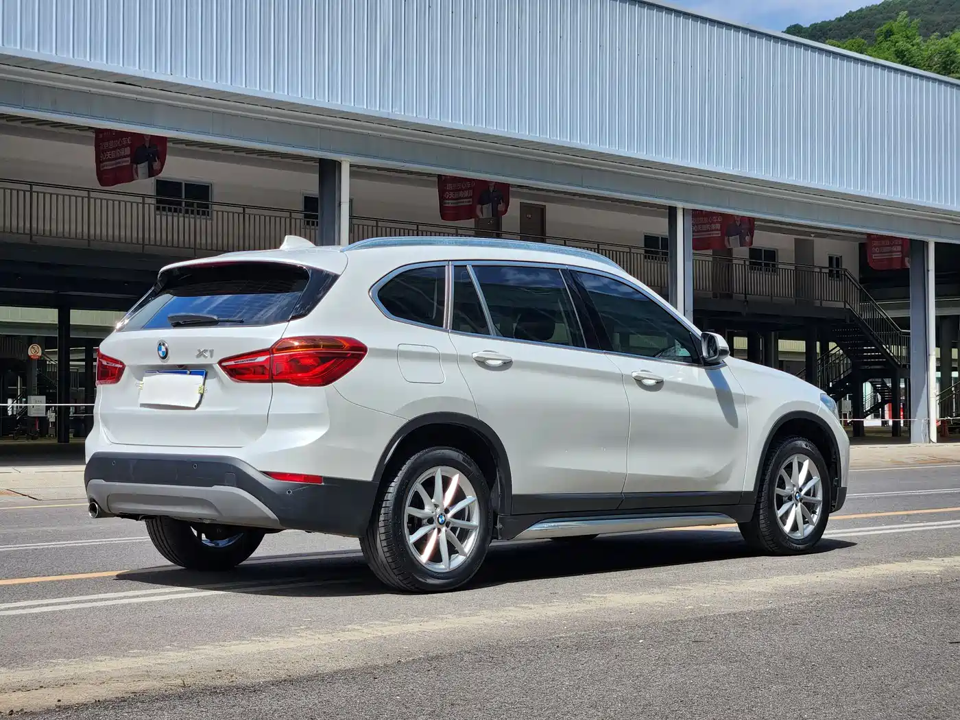 BMW X1 2019 sDrive18Li Fashion Model фото 8